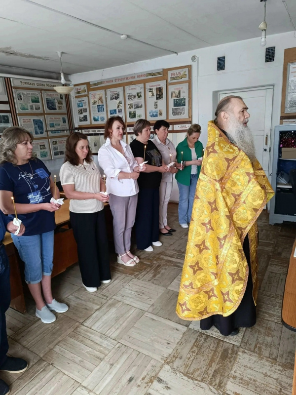 Священник Ветлужско-Уренского благочиния посетил Военный комиссариат