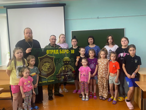 В социально-реабилитационном центре Шахунского благочиния прошла прошла встреча с ветераном боевых действий