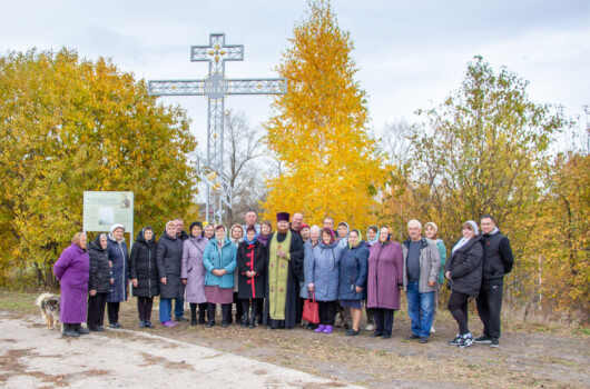 На месте разрушенного храма в селе Валава Лысковского муниципального округа совершены молебен и лития