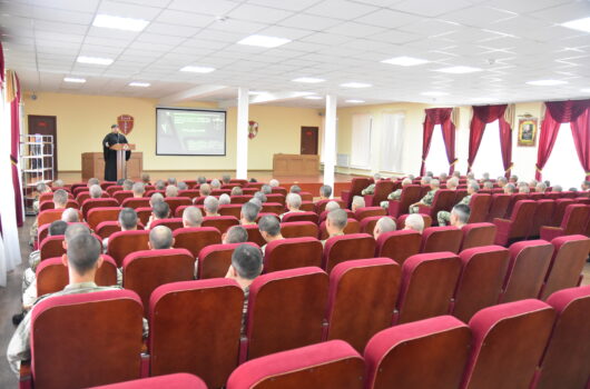 Помощник благочинного Воскресенского округа Нижегородской епархии провел духовную беседу в полку Росгвардии