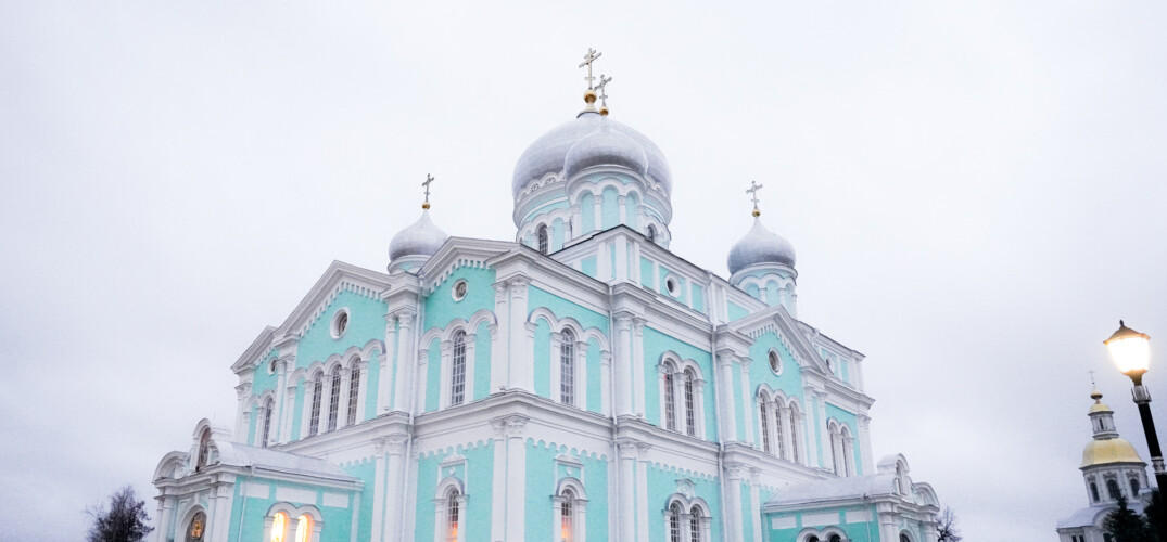 Митрополит Георгий совершил богослужения в Свято-Троицком Серафимо-Дивеевском монастыре