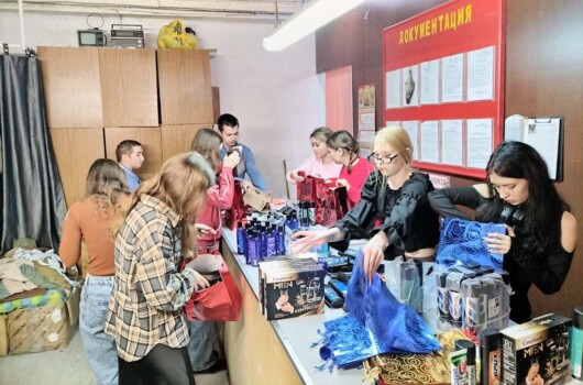 Молодежь Нагорного благочиния подготовила подарки для участников специальной военной операции