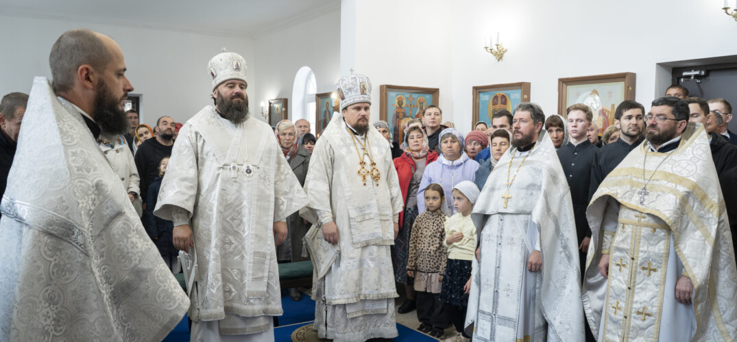 В поселке станции Тарасиха управляющий Городецкой епархией совершил Великое освящение храма в честь Святого Духа