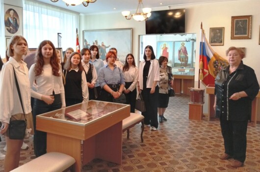 Представитель Нагорного благочиния провела беседу со студентами Нижегородского Губернского колледжа