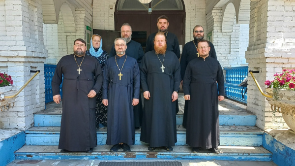 В храме в честь Покрова Божией Матери г. Шахуньи состоялось собрание настоятелей и помощников благочинного Шахунского округа