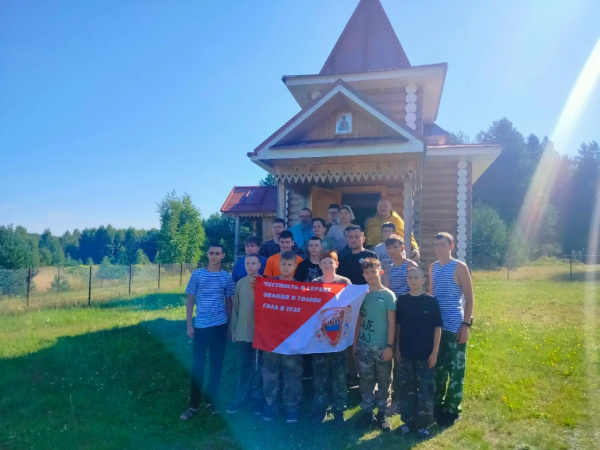 Воспитанники Нижегородского военно-патриотического клуба «Щит» посетили храм Ковернинского благочиния