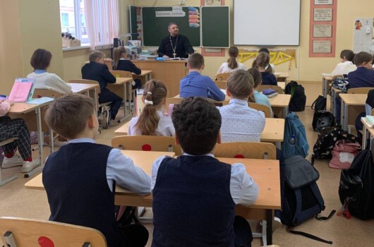Помощник благочинного Приокского округа провел урок для учащихся нижегородской школы №48