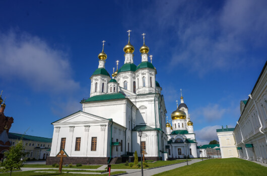В Свято-Успенском мужском монастыре — Саровской пустыни отметили престольный праздник