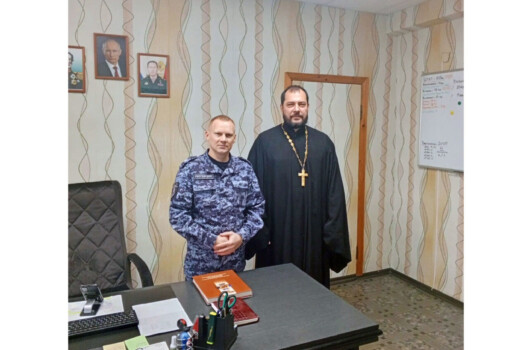 Клирик Воскресенского благочиния Нижегородской епархии провел духовные беседы с сотрудниками Росгвардии и МВД