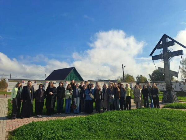 Студенты строительной академии Нижнего Новгорода посетили храм в селе Воронино Городецкого благочиния