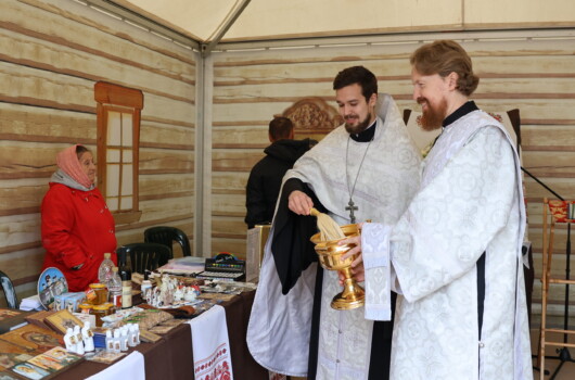 В Арзамасе проходит православная выставка-ярмарка «Нижегородский край – земля Серафима Саровского»