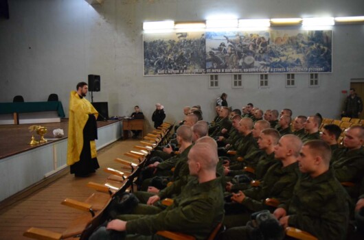 Помощник благочинного Воскресенского округа Нижегородской епархии совершил молебен в областном призывном пункте