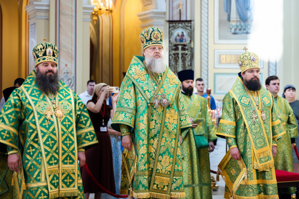 В день памяти преподобного Сергия Радонежского епископ Городецкий и Ветлужский Парамон сослужил Главе Донской митрополии на Бож...