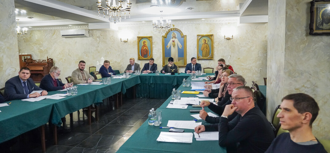Митрополит Георгий провел совещание по вопросам восстановления храмов в селах Бортсурманы и Курмыш