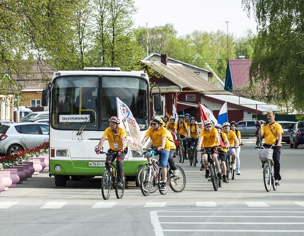 8.05.2016-Финиш веломарафон "Наследники Победы" в г.Городце. Реконструкция боя ВОВ. Фото Сергея Багрецова.