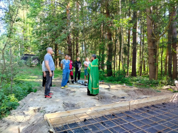 В деревне Мериново Семеновского округа состоялся молебен перед началом строительства часовни в честь прп. Сергия Радонежского