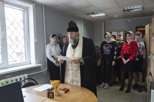 Клирик Сормовского благочиния освятил районное отделение Федеральной службы судебных приставов