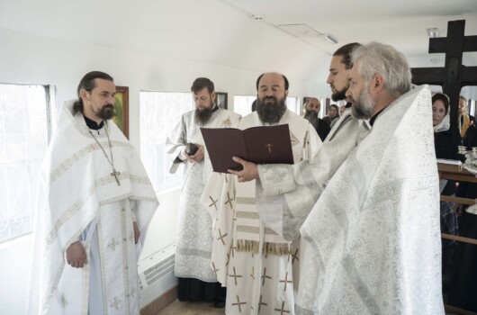 Управляющий Городецкой епархией совершил в Заволжье малое освящение архиерейского подворья Петропавловского храма