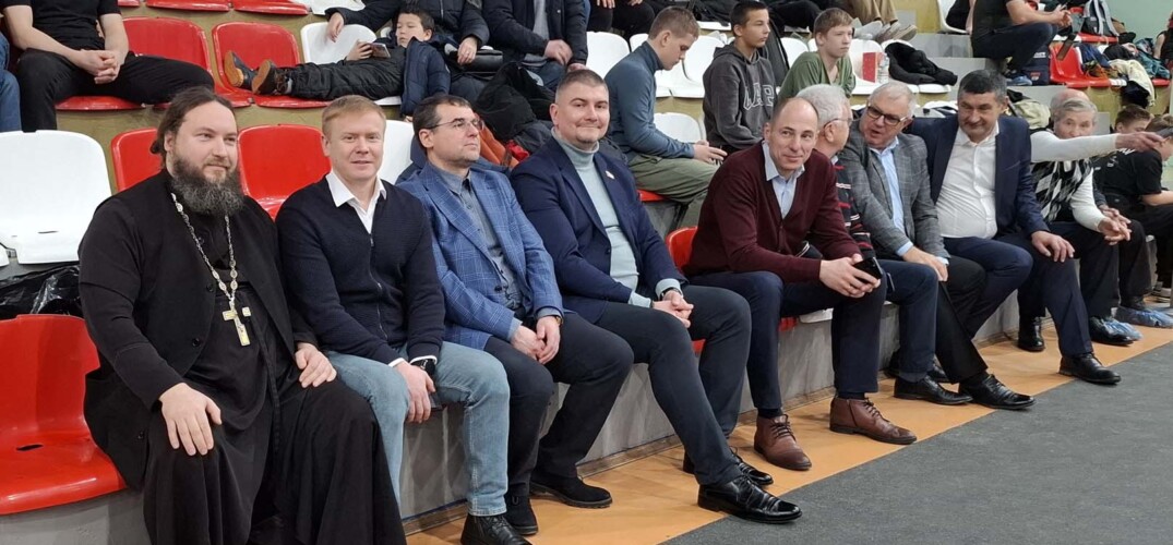 Клирик Борского округа принял участие в открытии всероссийского юношеского турнира по греко-римской борьбе
