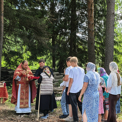 В Шахунском благочинии была совершена Божественная Литургия на месте разрушенного храма