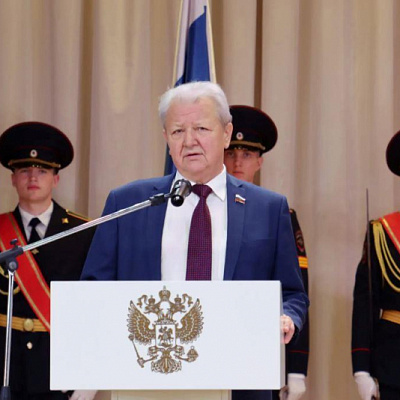Руководитель отдела культуры Нижегородской епархии поздравил сотрудников областного ГУ МВД с Днем России