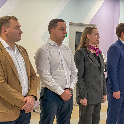 Епископ Гедеон освятил здание новой школы №1 в Выксе