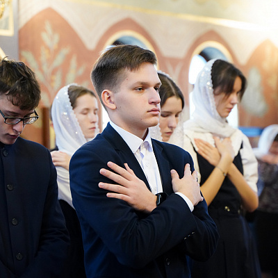 Митрополит Георгий совершил Божественную литургию в Феодоровском храме Нижнего Новгорода