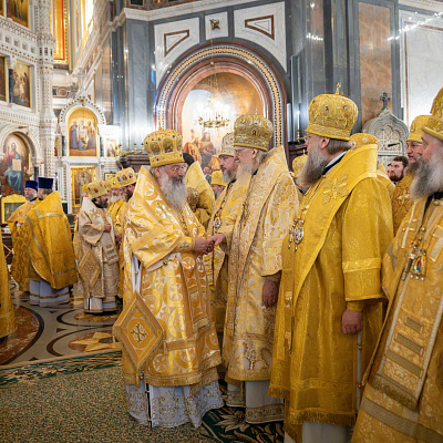 Митрополит Георгий сослужил Святейшему Патриарху на Божественной литургии в Храме Христа Спасителя в Москве