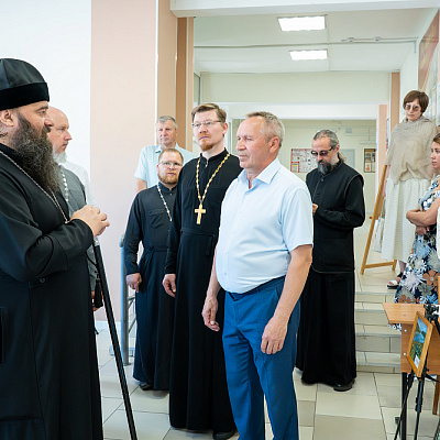 В Тонкино состоялось открытие выставки творческих работ «Наследие преподобного Варнавы Ветлужского. Творчество во имя святого»