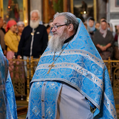 В день празднования иконы Божией Матери «Умиление» митрополит Георгий совершил Божественную литургию в Дивеевском монастыре