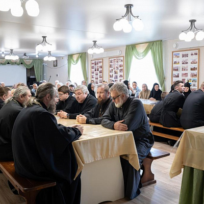 В Быдреевском Крестовоздвиженском женском монастыре состоялась конференция по итогам крестного хода «За Жизнь»