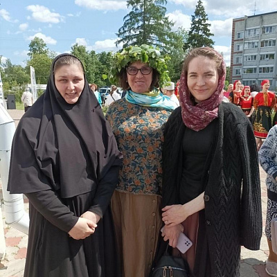 ФЕСТИВАЛЬ-ЯРМАРКА НА ТРОИЦУ В ЗАВОЛЖЬЕ