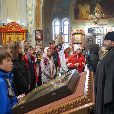 Клирик Нижегородского благочиния провел экскурсию для школьников в рамках проекта «Дружный Нижний»