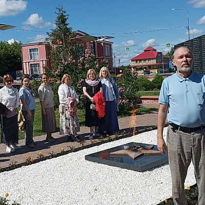 Визит делегации из Москвы в Никольский храм поселка Красные Баки