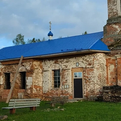 Архиерейское подворье храма в честь Покрова Пресвятой Богородицы д. Овсянка г.о. Семеновский