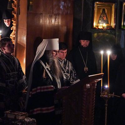 Глава Нижегородской митрополии совершил монашеский постриг трех насельниц Серафимо-Дивеевского монастыря