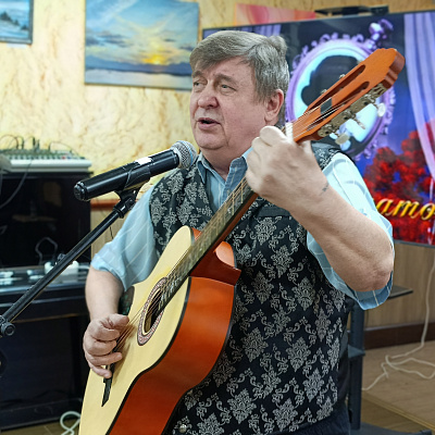 В культурно-просветительском центре «Свято-Никольский» Автозаводского благочиния состоялся вечер духовной поэзии