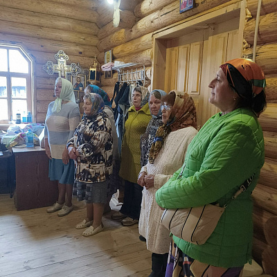 В селе Большое Поле Воскресенского благочиния отметили престольный праздник Зосимо-Савватиевского храма