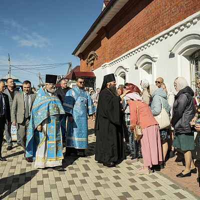 В день празднования Успения Пресвятой Богородицы епископ Городецкий и Ветлужский Парамон совершил Божественную литургию в храме святителя Николая Чудотворца р.п. Красные Баки
