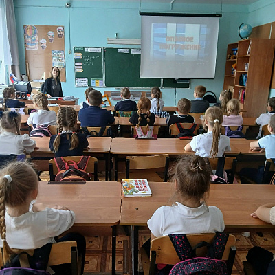 Помощник благочинного Ковернинского округа поговорила со школьниками о вреде алкоголя