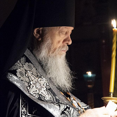 В четвертый день Великого поста епископ Городецкий и Ветлужский Августин совершил Великое повечерие с каноном Андрея Критского в Городецком кафедральном соборе