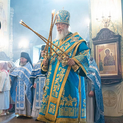 4 сентября, в Неделю 12-ю по Пятидесятнице, епископ Городецкий и Ветлужский Августин совершил Божественную литургию в кафедральном соборе Феодоровской иконы Божией Матери