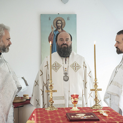 Епископ Городецкий и Ветлужский Парамон совершил малое освящение Архиерейского подворья храма святых первоверховных апостолов Петра и Павла в г. Заволжье