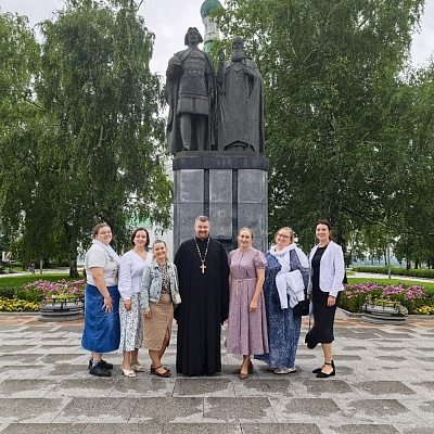 Делегация Борского благочиния посетила выставку «Собор Святых. Три века деревянной храмовой скульптуры Нижегородского края»