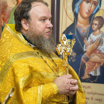 Епископ Городецкий и Ветлужский Парамон совершил Божественную литургию в храме святителя Николая Чудотворца в п. ст. Тарасиха