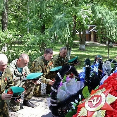 В День памяти ветеранов боевых действий настоятель храма Казанской иконы Божией Матери с. Богородское принял участие в митинге