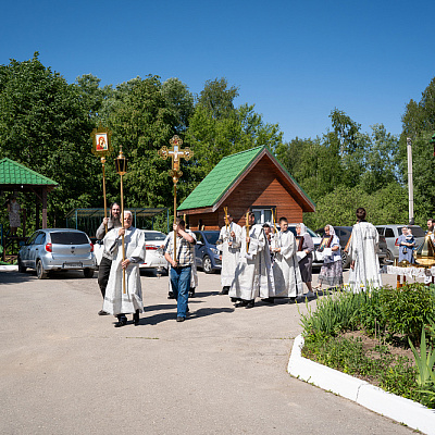 В праздник Вознесения Господня епископ Городецкий и Ветлужский Парамон совершил Божественную литургию в храме Вознесения Господня с. Зарубино