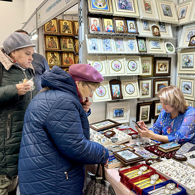 В Нижнем Новгороде открылась 44-я международная православная выставка-ярмарка «Нижегородский край — земля Серафима Саровского»