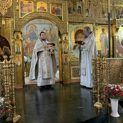 Храм Пресвятой Живоначальной Троицы города Заволжья встретил ковчег с частицей мощей святого праведного Алексия Бортсурманского
