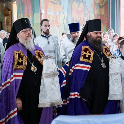 В праздник Вознесения Господня епископ Городецкий и Ветлужский Парамон сослужил архиепископу Владикавказскому и Аланскому Герасиму на Божественной литургии в Крестовоздвиженском женском монастыре д. Быдреевка